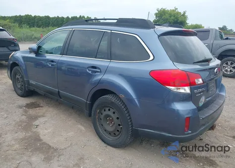 2014 Subaru Outback 2.5I Premium z USA, uszkodzony, nr VIN 4S4BRBDC8E3319310